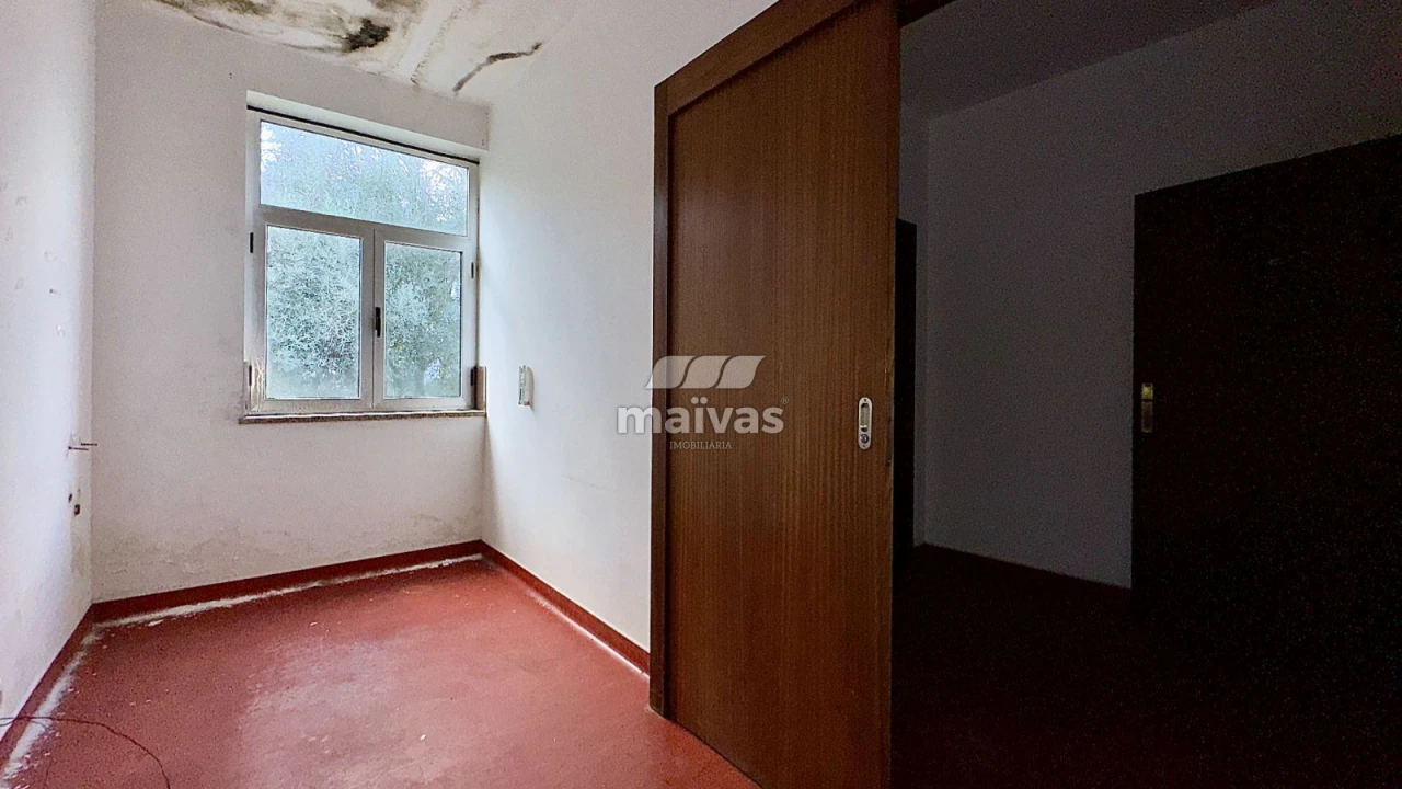 Loja para Venda em Campelo e Ovil Foto 22