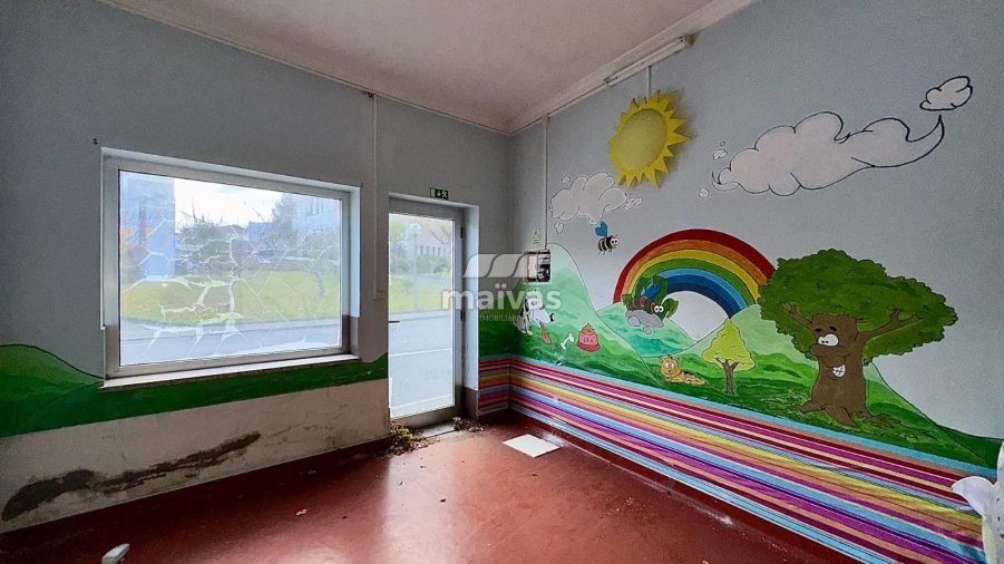 Loja para Venda em Campelo e Ovil Foto 7