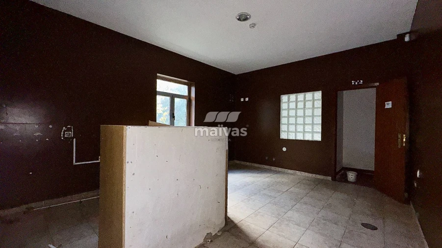 Loja para Venda em Campelo e Ovil Foto 20