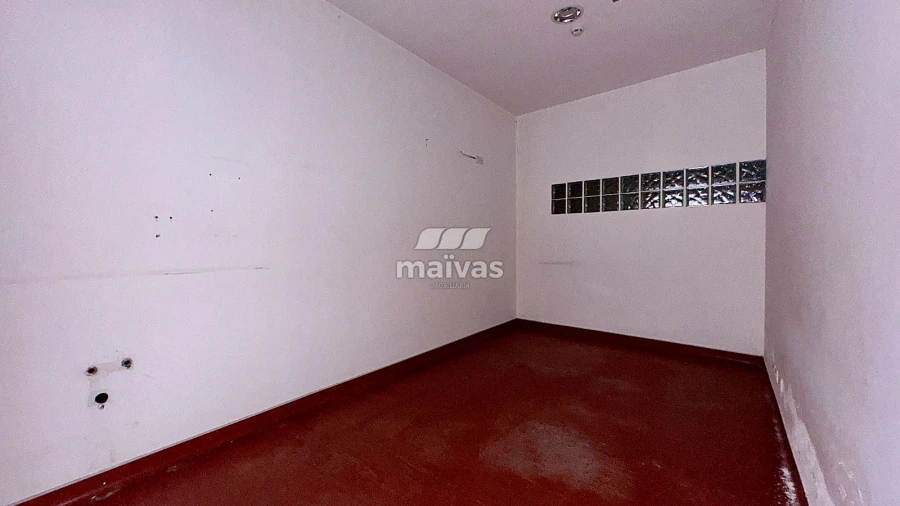 Loja para Venda em Campelo e Ovil Foto 24