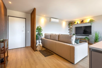 Apartamento T2 para Arrendamento em Arvore