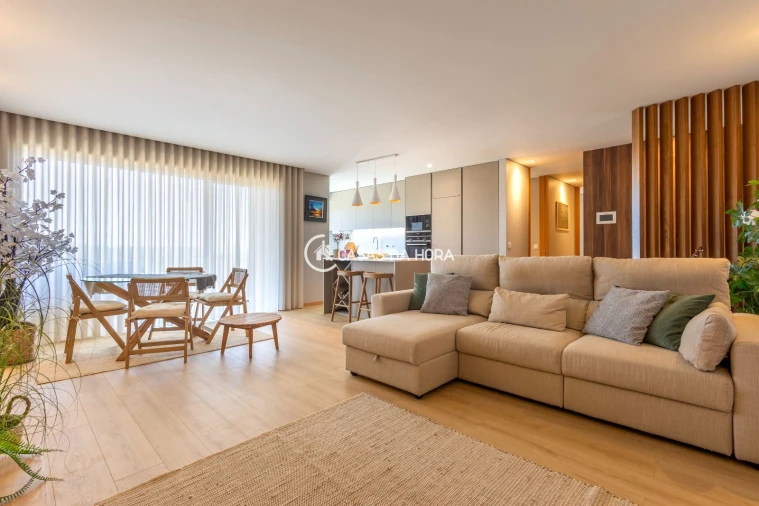 Apartamento T2 para Arrendamento em Arvore Foto 2