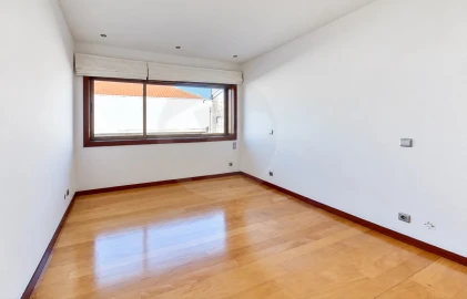 Apartamento T3 para Arrendamento em Póvoa de Varzim, Beiriz e Argivai