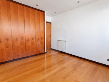 Apartamento T3 para Arrendamento em Póvoa de Varzim, Beiriz e Argivai