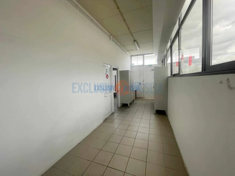 Loja para Venda em Pampilhosa Foto 7