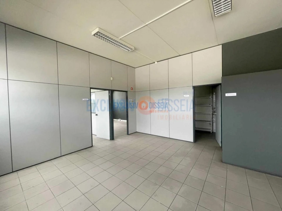 Loja para Venda em Pampilhosa Foto 6