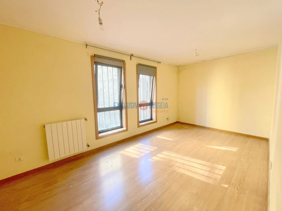 Apartamento T2 para Venda em Lordelo do Ouro e Massarelos Foto 4