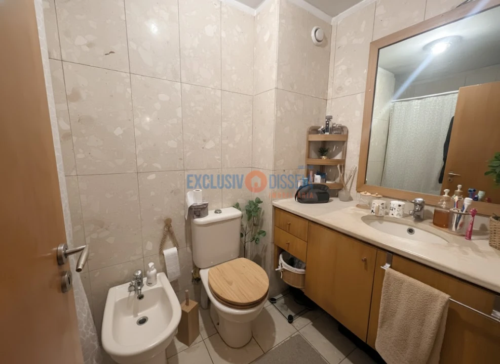 Apartamento T2 para Venda em Lordelo do Ouro e Massarelos Foto 6