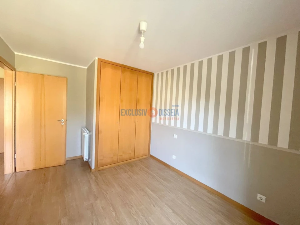 Apartamento T2 para Venda em Lordelo do Ouro e Massarelos Foto 11