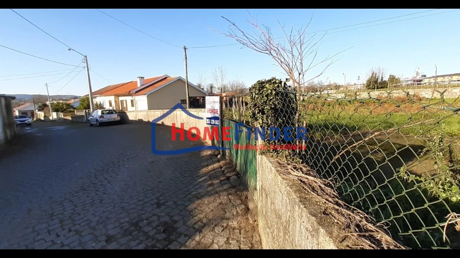 Terreno para Venda em Vila de Prado