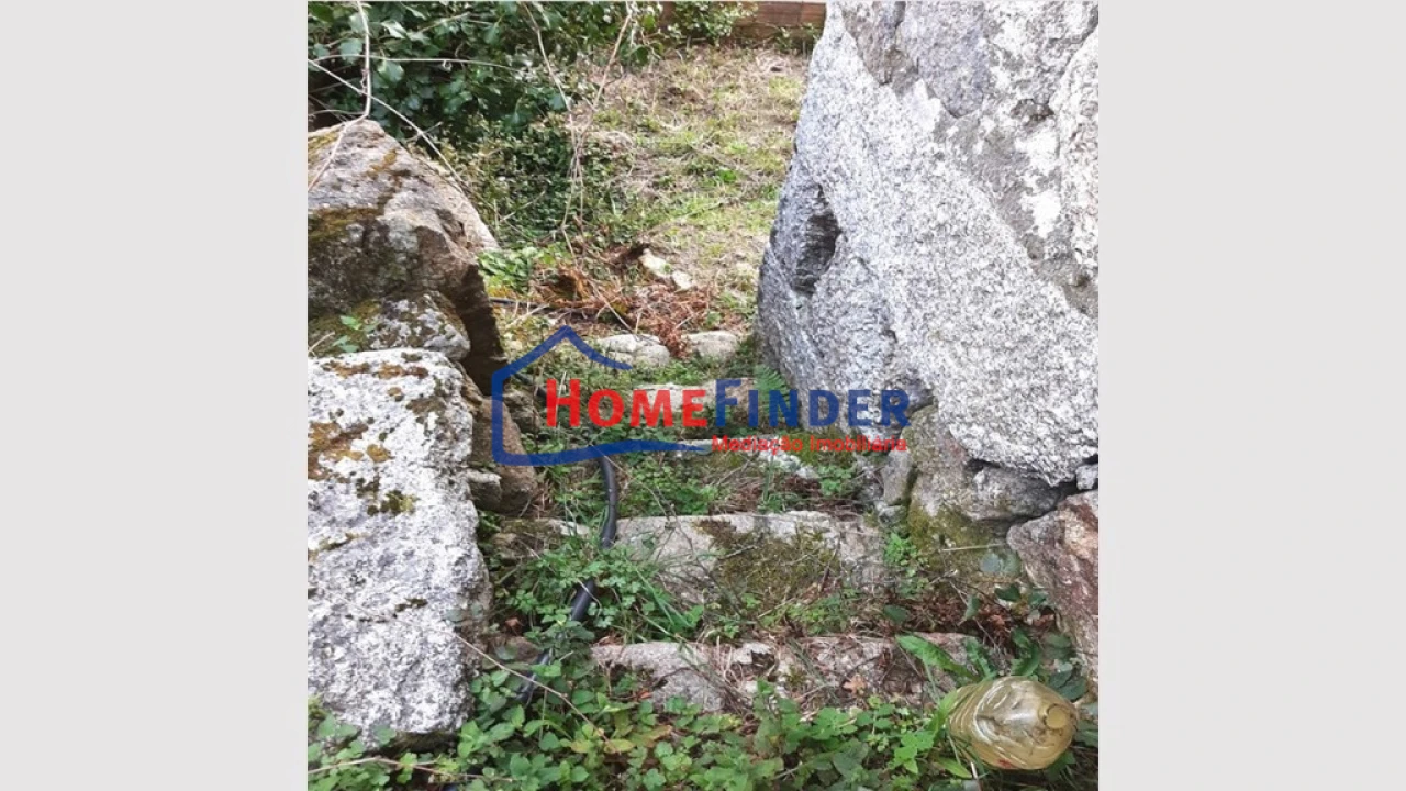 Moradia T1 para Venda em Fiães Foto 22