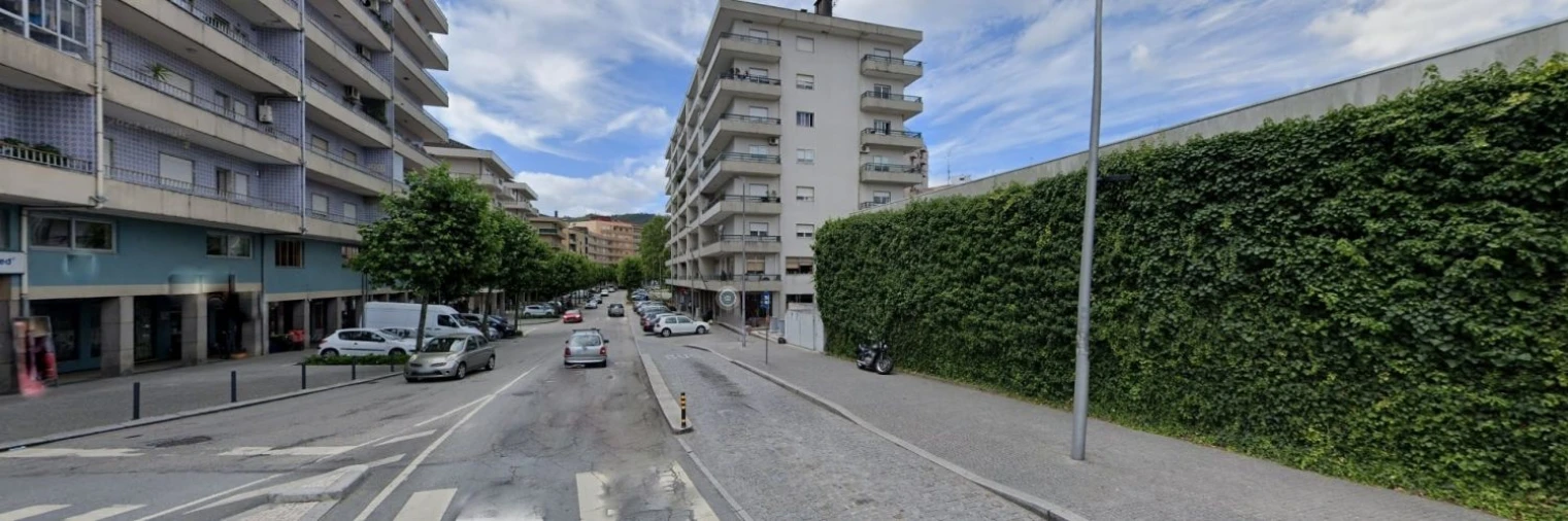 Loja para Venda em Povoa de Lanhoso (N. Senhora do Amparo) Foto 6