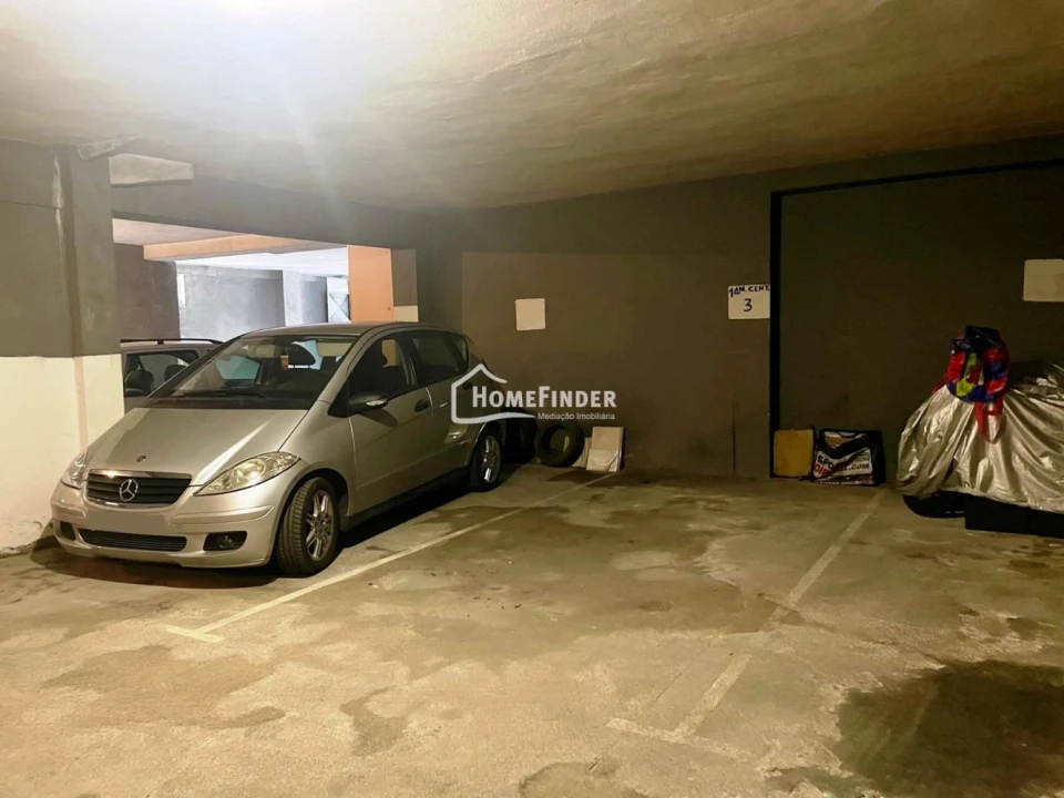 Garagem para Arrendamento em São Vitor (Braga) Foto 5