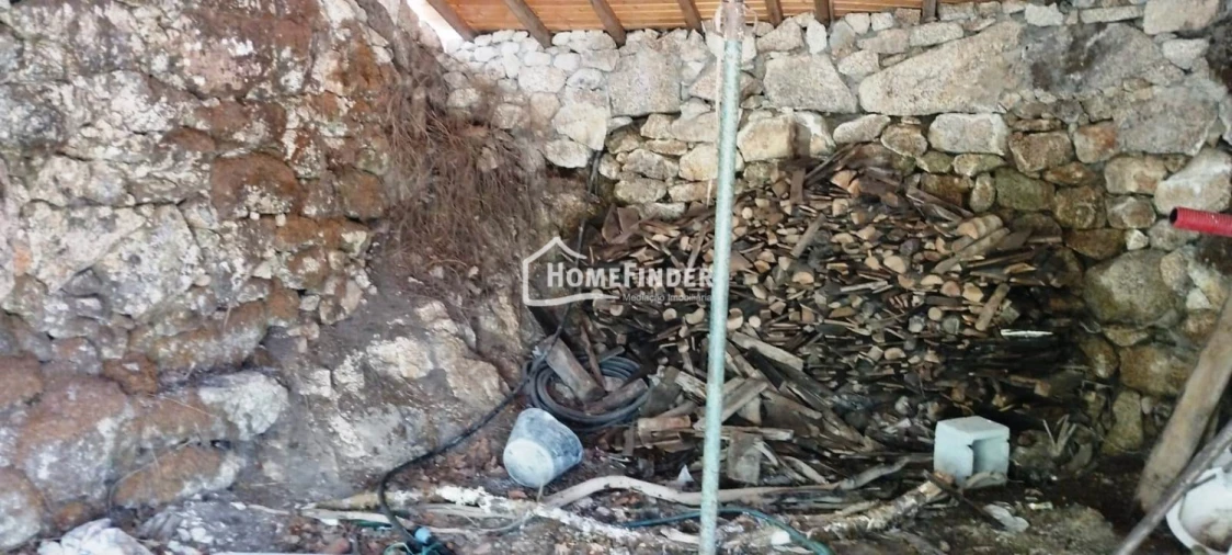 Quinta T3 para Venda em Castro Laboreiro e Lamas de Mouro Foto 26