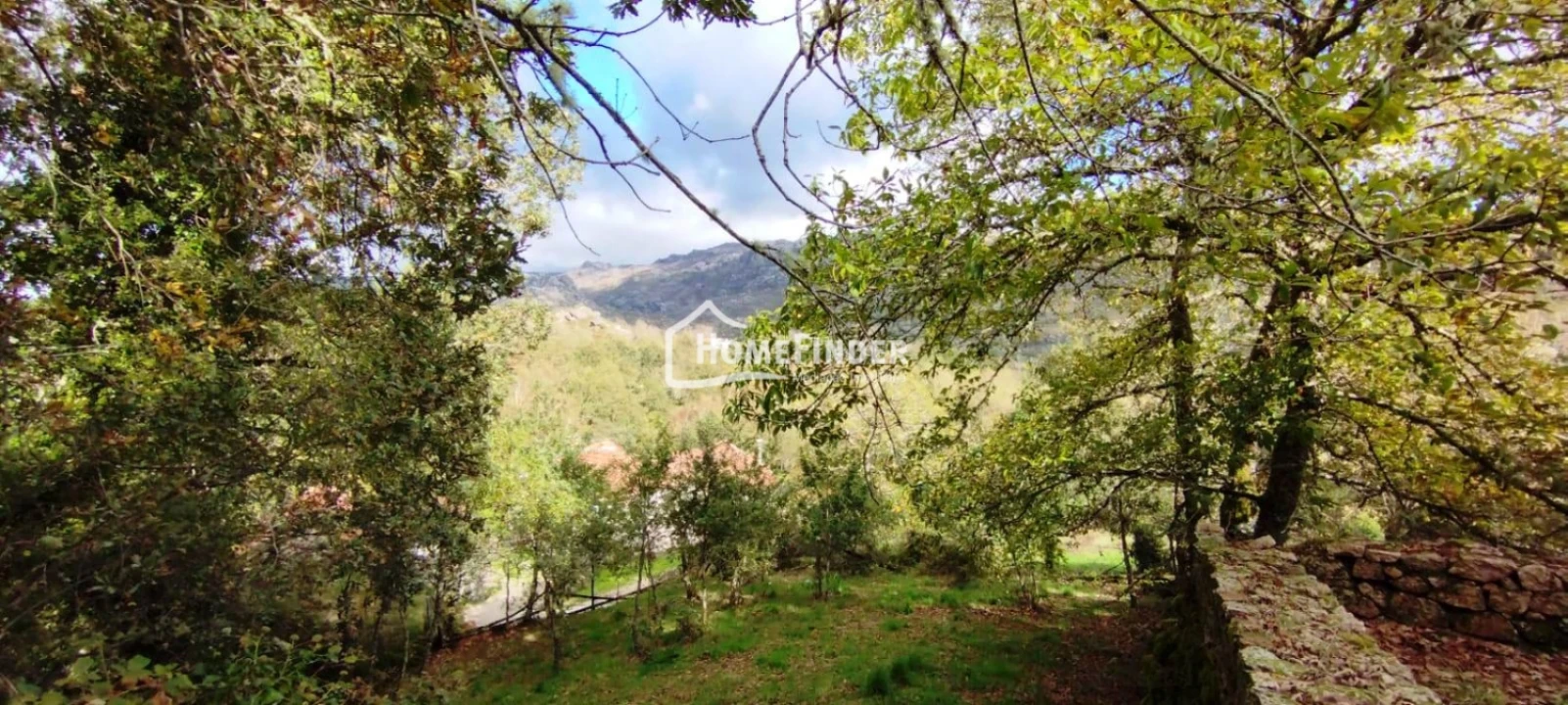 Quinta T3 para Venda em Castro Laboreiro e Lamas de Mouro Foto 29