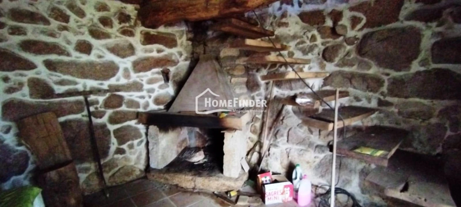 Quinta T3 para Venda em Castro Laboreiro e Lamas de Mouro Foto 12