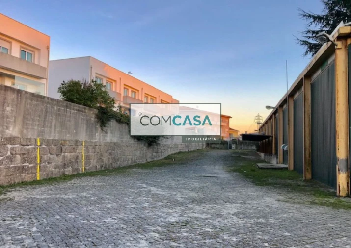 Loja para Venda em Gião Foto 6