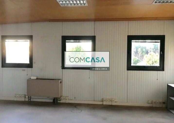 Loja para Venda em Gião Foto 12