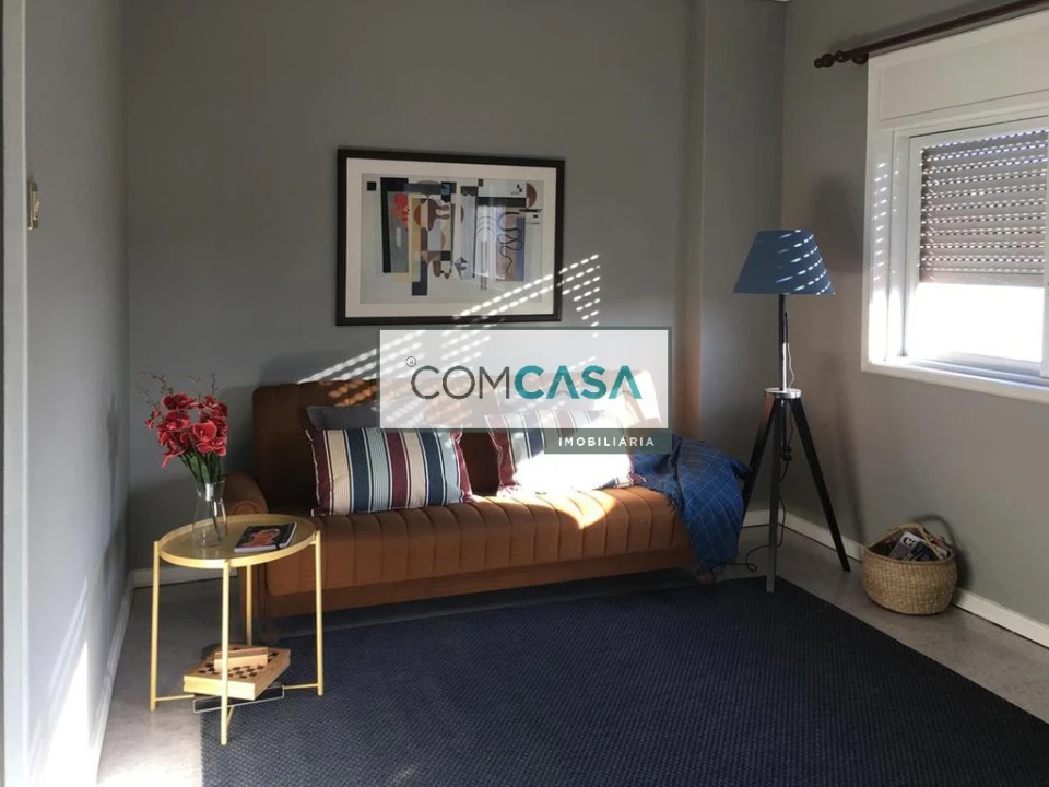 Apartamento T3 para Venda em Cedofeita, Santo Ildefonso, Sé, Miragaia, São Nicolau e Vitória Foto 1