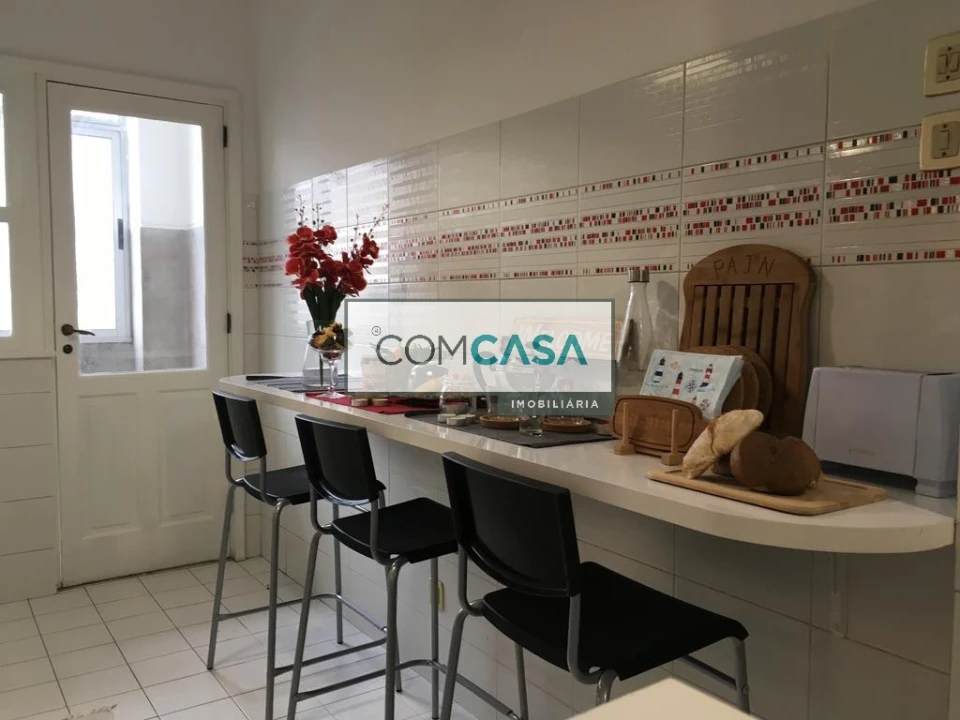 Apartamento T3 para Venda em Cedofeita, Santo Ildefonso, Sé, Miragaia, São Nicolau e Vitória Foto 2