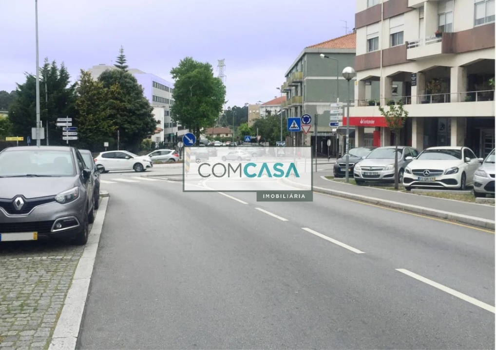 Loja para Venda em São Mamede de Infesta e Senhora da Hora Foto 4