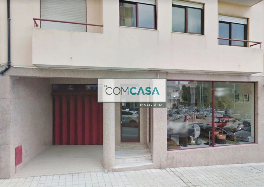 Loja para Arrendamento em Lordelo do Ouro e Massarelos Foto 2