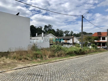 Terreno para Venda em Castêlo da Maia