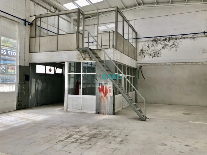 Loja para Arrendamento em São Mamede de Infesta e Senhora da Hora Foto 6