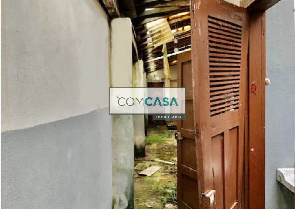 Loja para Venda em Paços de Brandão Foto 7