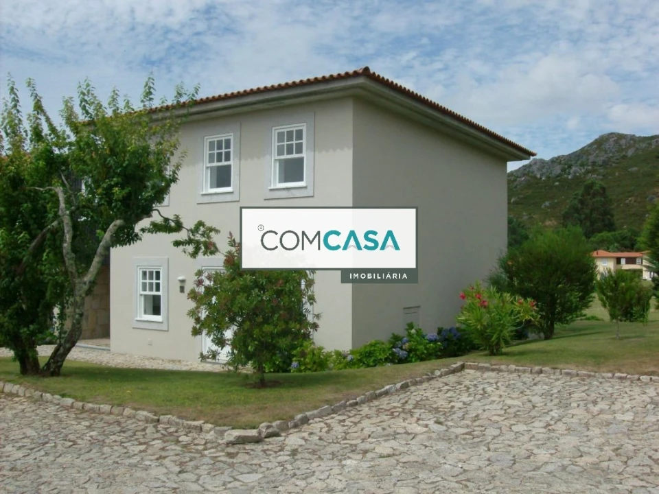 Moradia T3 para Venda em Vila Nova de Cerveira e Lovelhe Foto 3