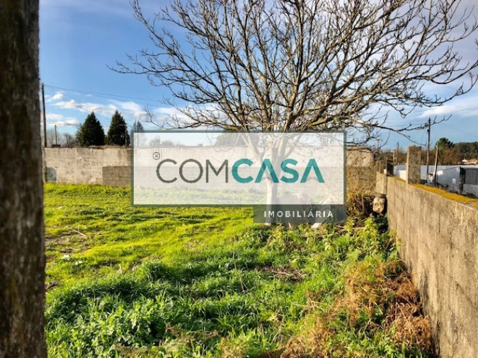 Terreno para Arrendamento em Vila Nova da Telha Foto 1