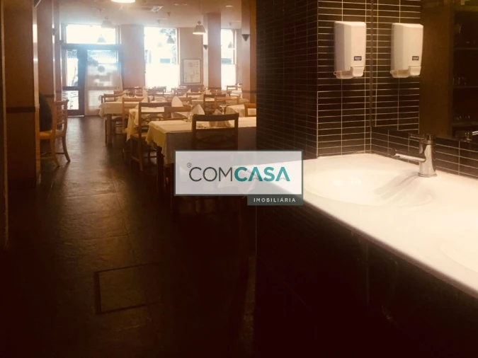 Loja para Trespasse em Matosinhos e Leça da Palmeira Foto 13