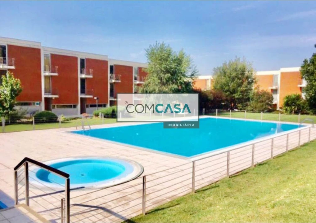 Moradia T4 para Venda em Moreira Foto 1