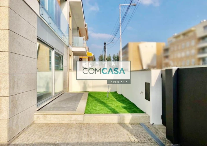 Moradia T4 para Venda em Vila Nova da Telha