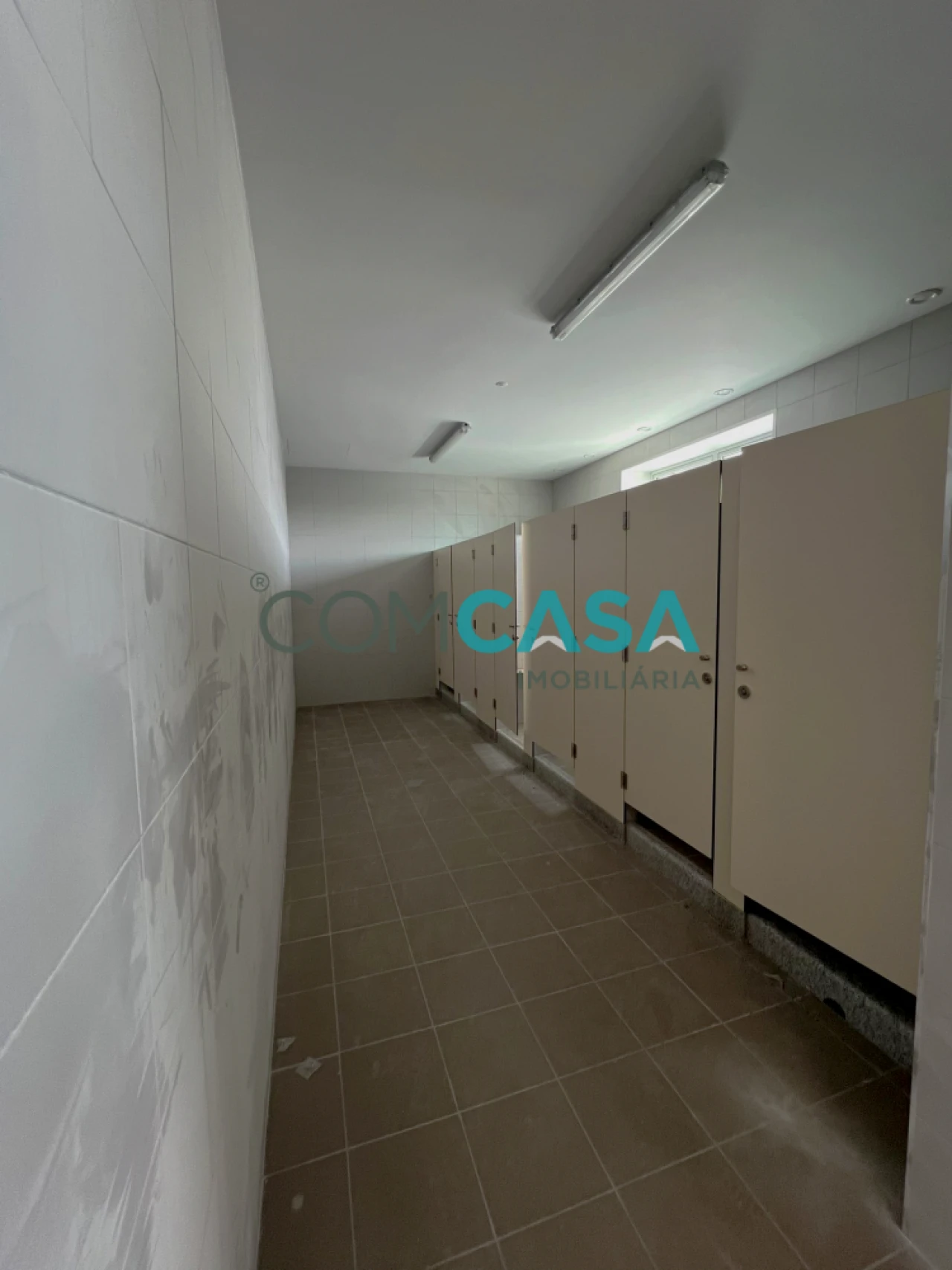 Loja para Arrendamento em Moreira Foto 30