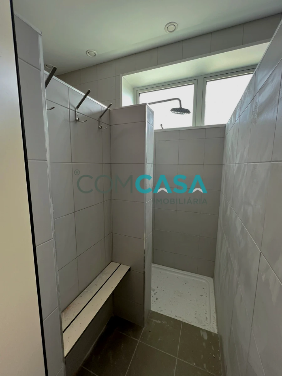 Loja para Arrendamento em Moreira Foto 37