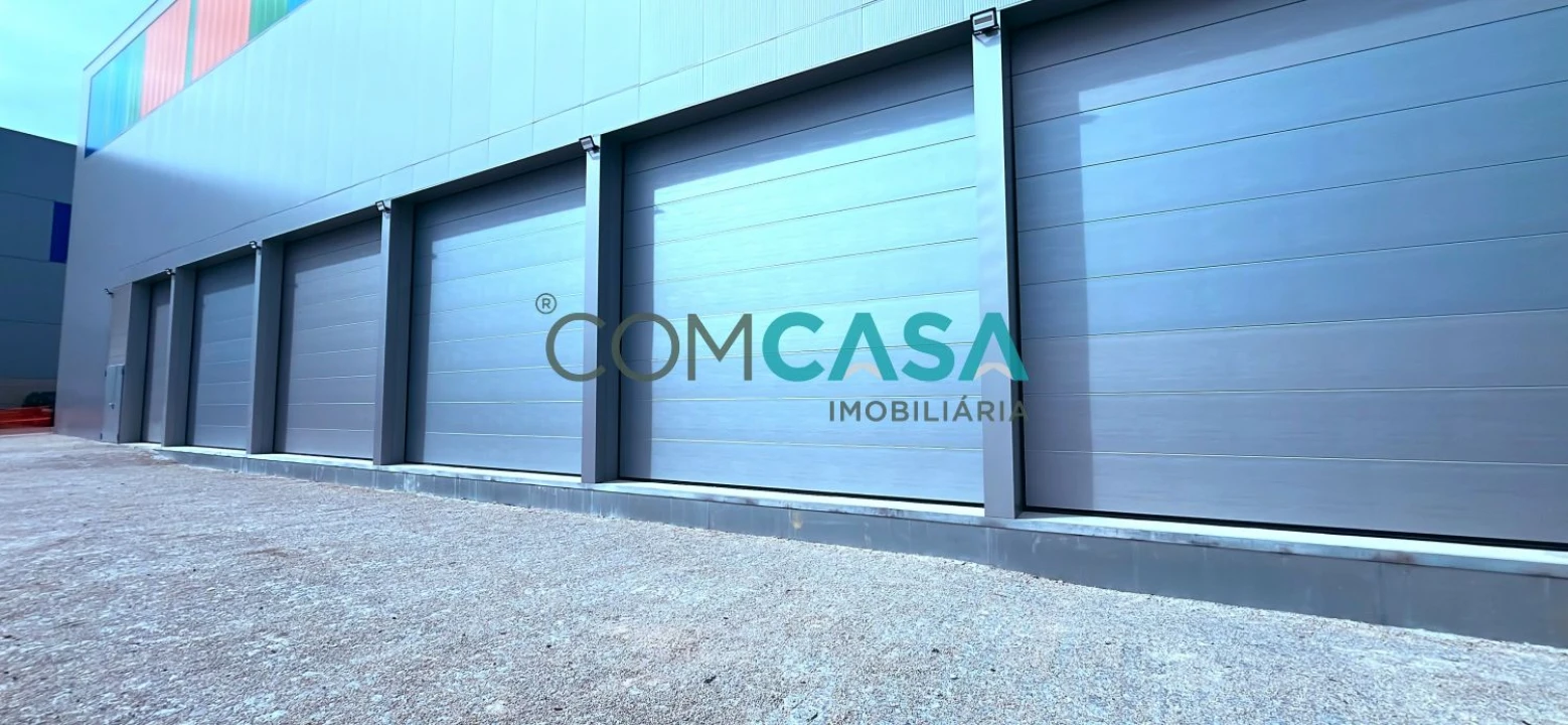 Loja para Arrendamento em Moreira Foto 34