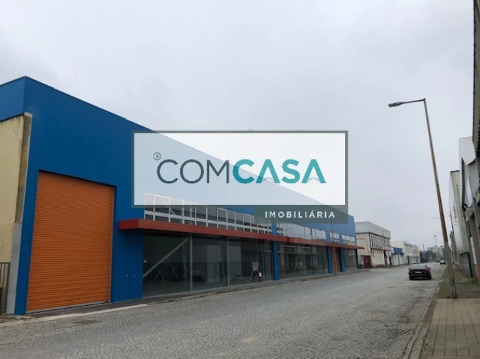 Loja para Arrendamento em Ramalde Foto 5