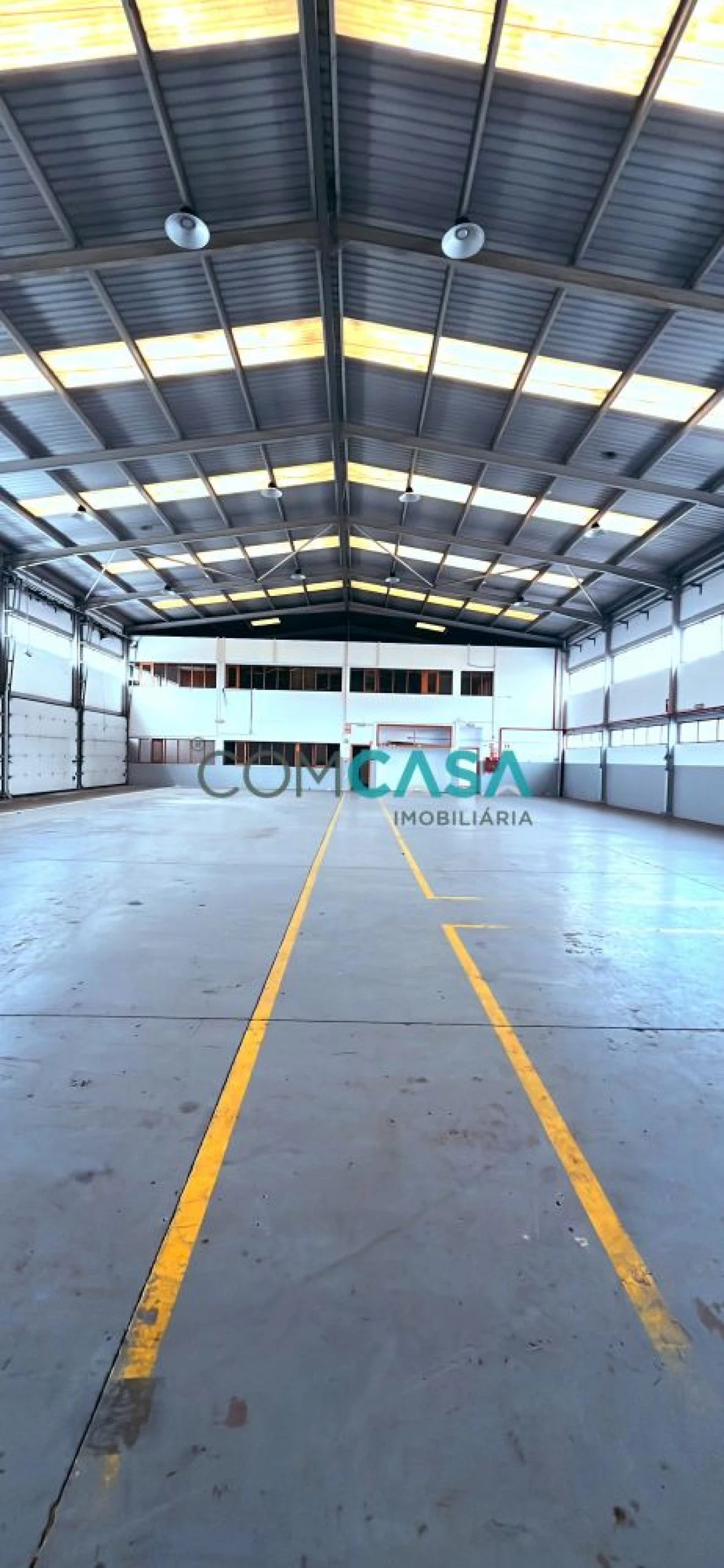 Loja para Arrendamento em Moreira Foto 4