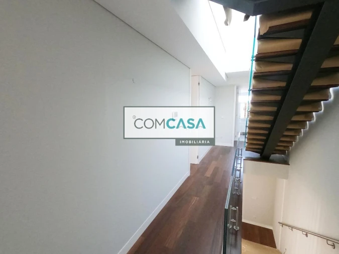 Moradia T4 para Venda em Vila Nova da Telha Foto 10