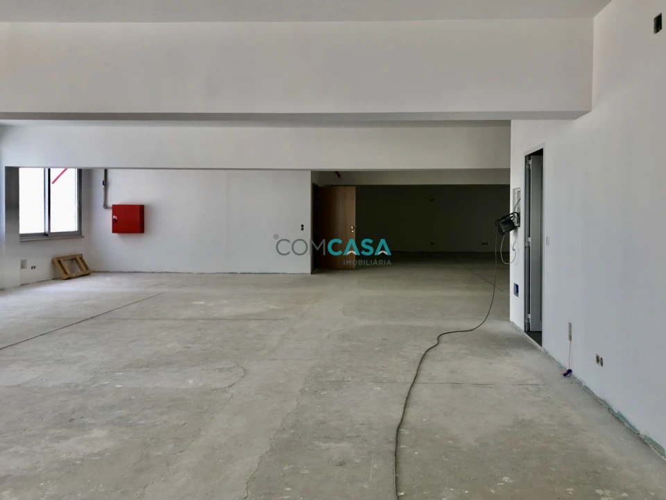 Loja para Arrendamento em São Mamede de Infesta e Senhora da Hora Foto 8