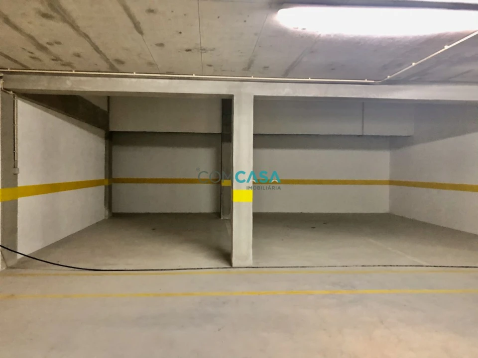 Garagem para Venda em Cedofeita, Santo Ildefonso, Sé, Miragaia, São Nicolau e Vitória Foto 17