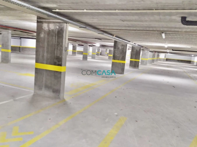 Garagem para Venda em Cedofeita, Santo Ildefonso, Sé, Miragaia, São Nicolau e Vitória