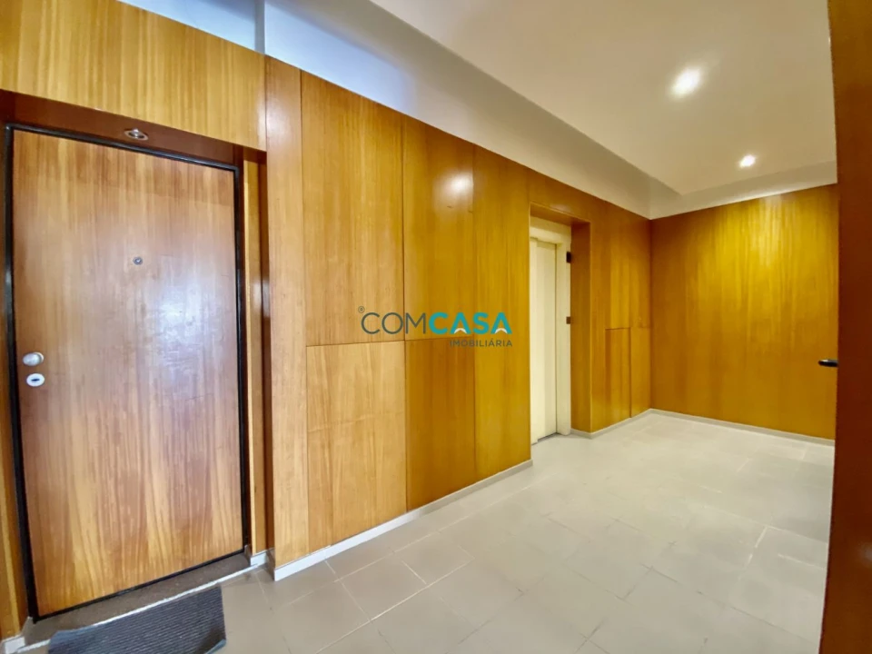 Apartamento T3 para Venda em Valongo Foto 17