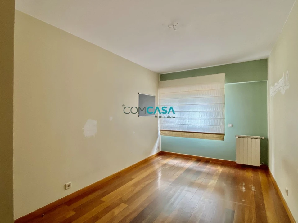 Apartamento T3 para Venda em Valongo Foto 23