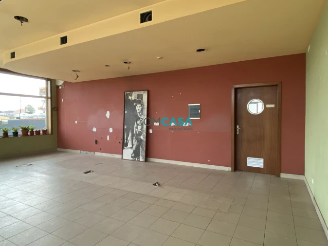 Loja para Arrendamento em Perafita, Lavra e Santa Cruz do Bispo Foto 3