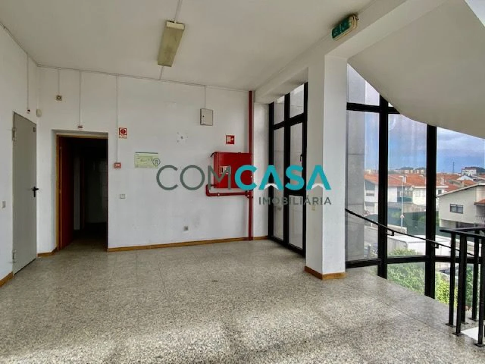 Loja para Arrendamento em Perafita, Lavra e Santa Cruz do Bispo Foto 17