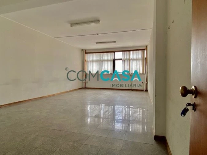 Loja para Venda em Perafita, Lavra e Santa Cruz do Bispo Foto 16