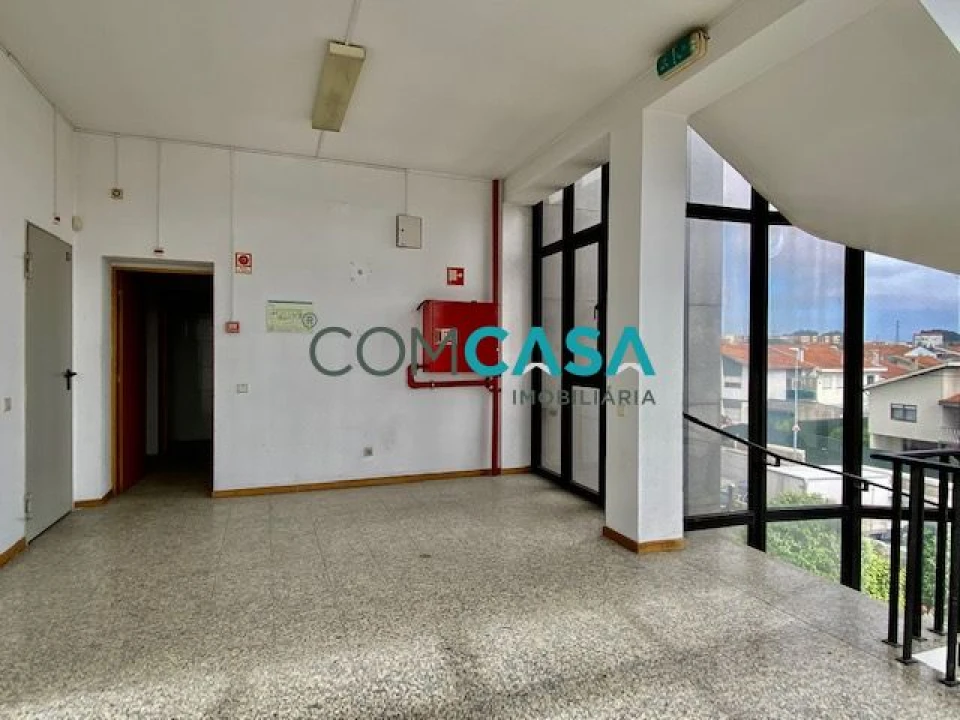 Loja para Arrendamento em Perafita, Lavra e Santa Cruz do Bispo Foto 17