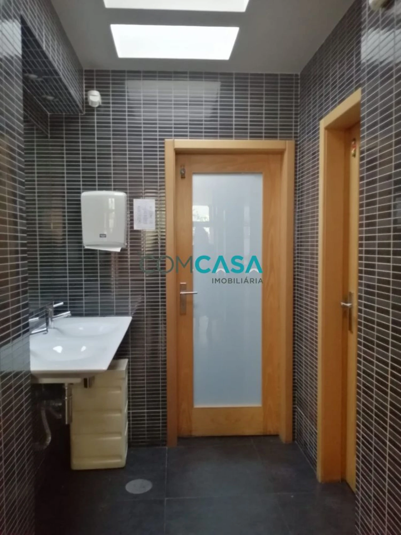 Loja para Trespasse em Matosinhos e Leça da Palmeira Foto 10